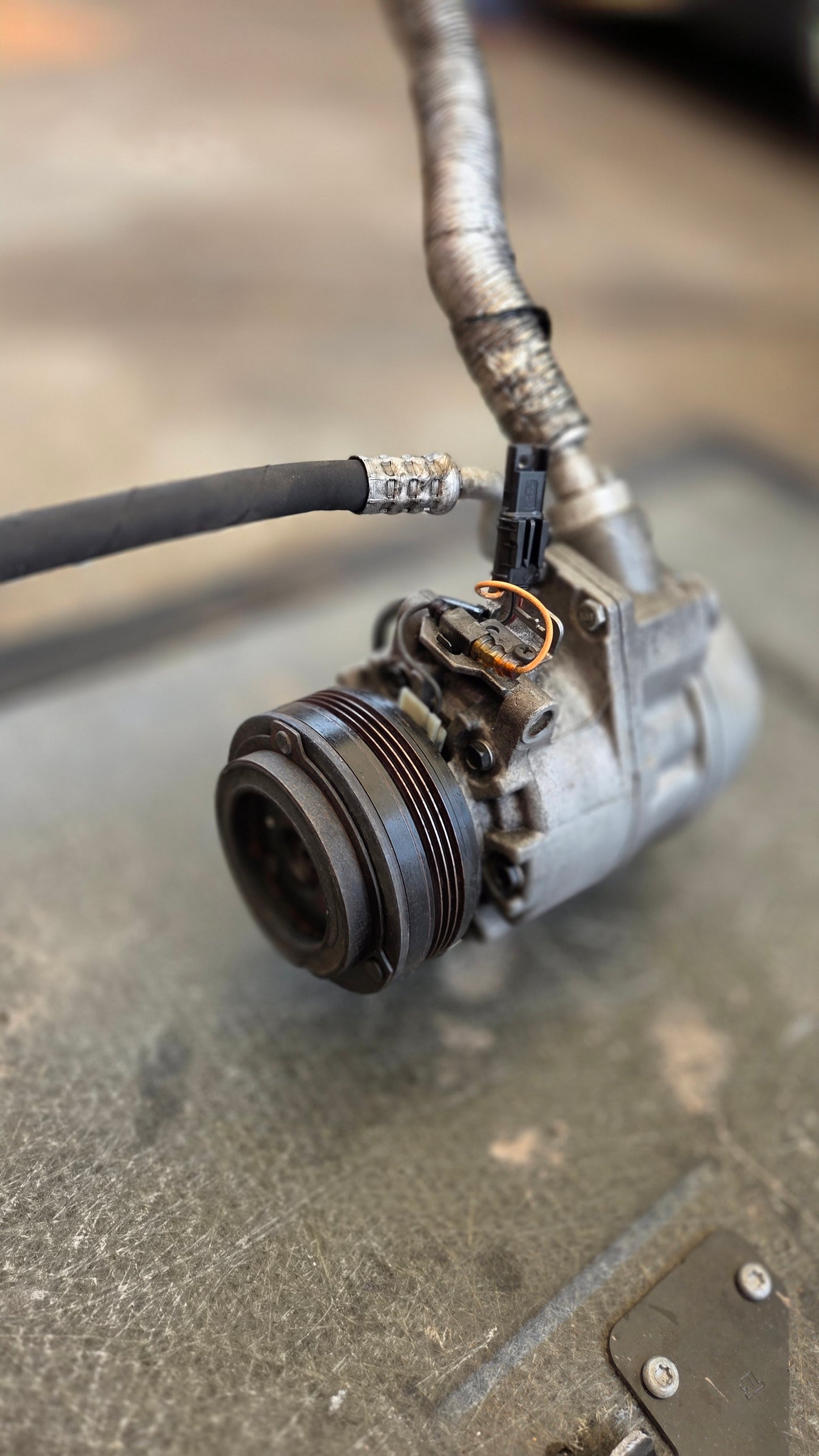 Used BMW M57N2  AC compressor