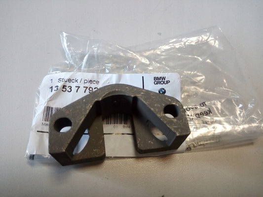 Genuine BMW Fuel Injector Clamp Holder for M57N2   OE- 13537792722
